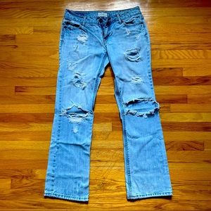 Aréopostale | Distressed  Jeans